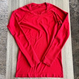 lululemon athletica Women’s Long-Sleeve Top in Red